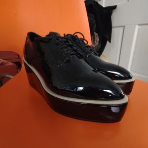 Design Lab Lord & Taylor platforms